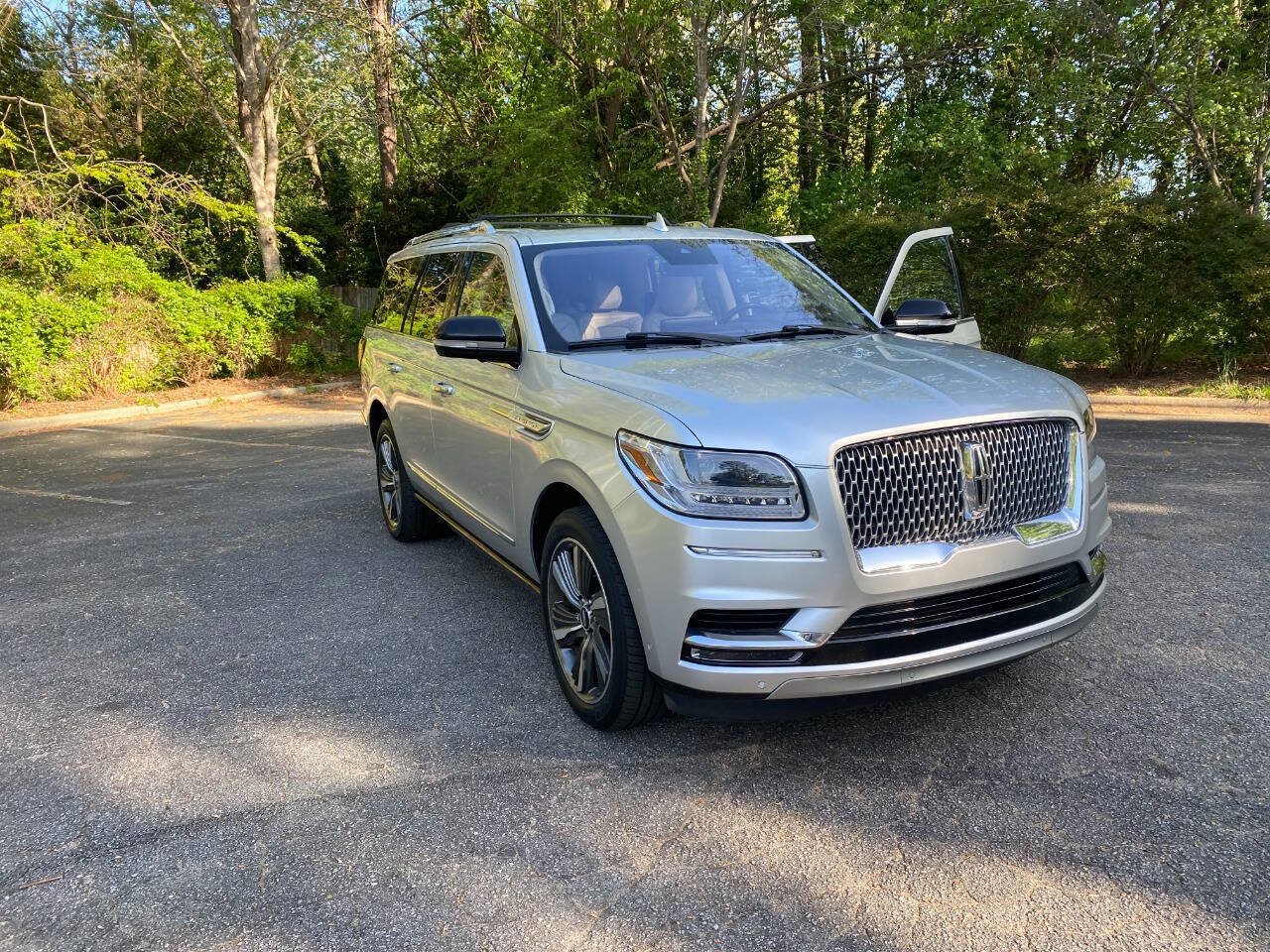 Used 2019 Lincoln Navigator Reserve AWD/4WD image 74