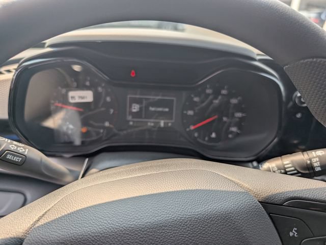 New 2026 Chevrolet Trax LS w/ LS Convenience Package FWD image 19