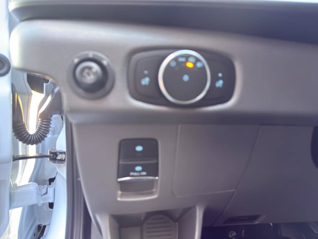 New 2026 Ford Transit 250 148 Medium Roof RWD image 22