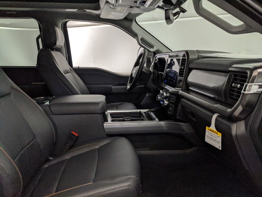 New 2025 Ford F250 Lariat w/ Lariat Ultimate Package image 15