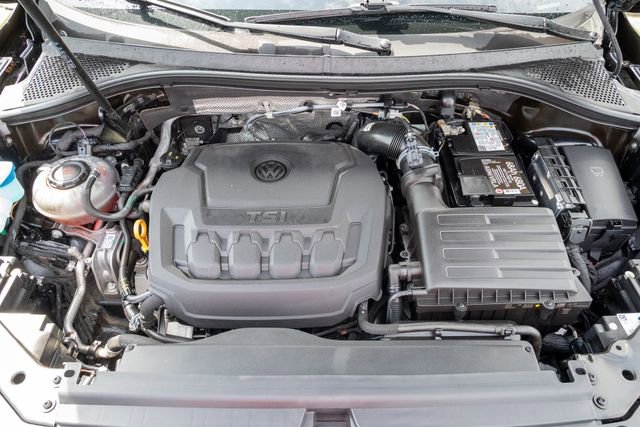 Used 2023 Volkswagen Tiguan SE FWD image 3