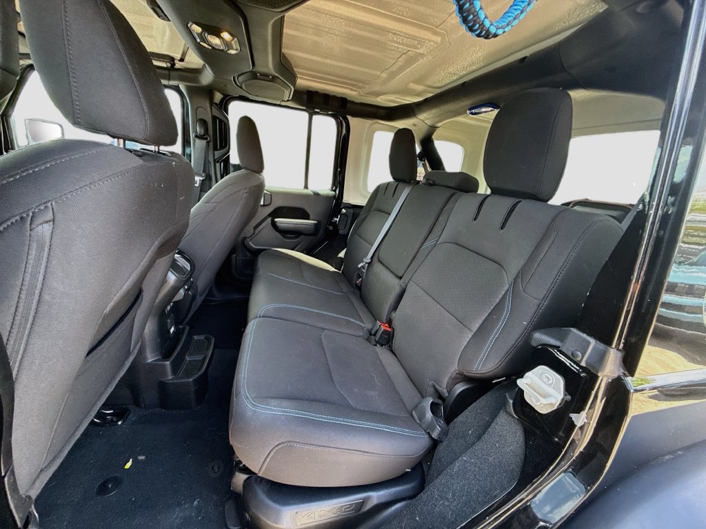 Certified 2023 Jeep Wrangler Unlimited Rubicon 4xe w/ Cold Weather Group AWD/4WD image 27