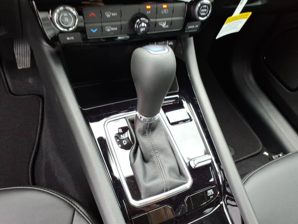 New 2026 Jeep Compass Latitude AWD/4WD image 14