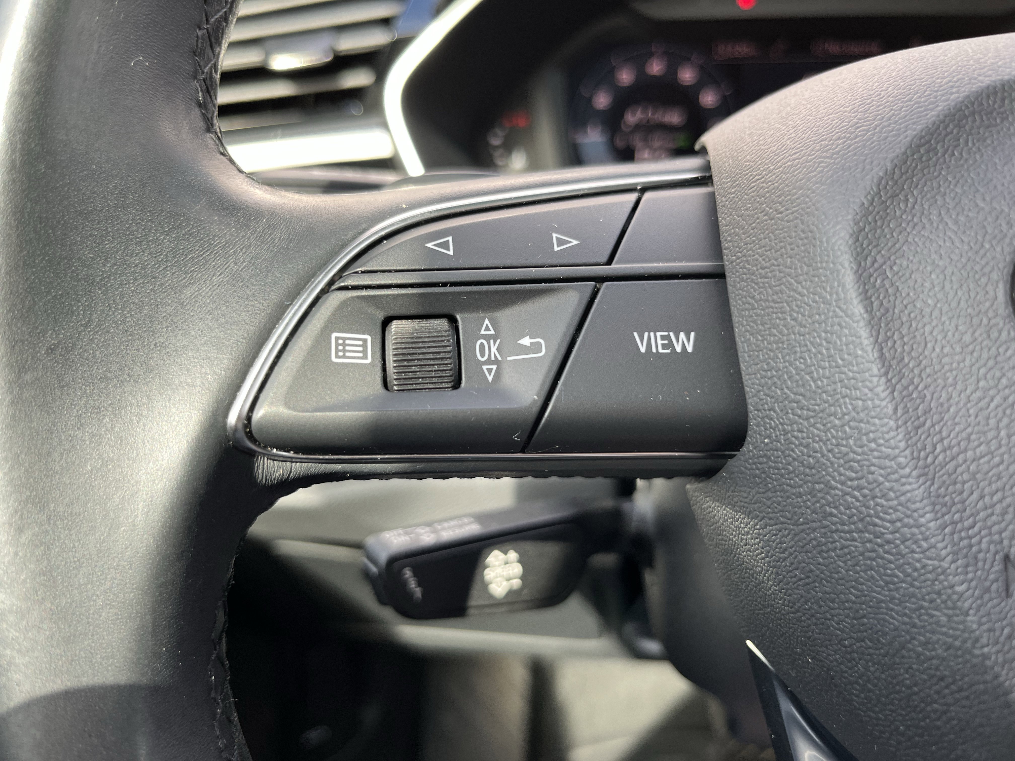 Used 2023 Audi Q3 2.0T Premium image 22