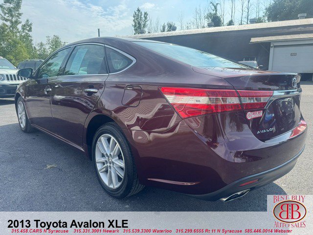 Used 2013 Toyota Avalon XLE FWD image 4