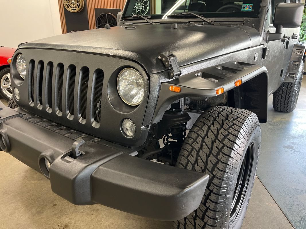 Used 2016 Jeep Wrangler Unlimited Sport AWD/4WD image 19