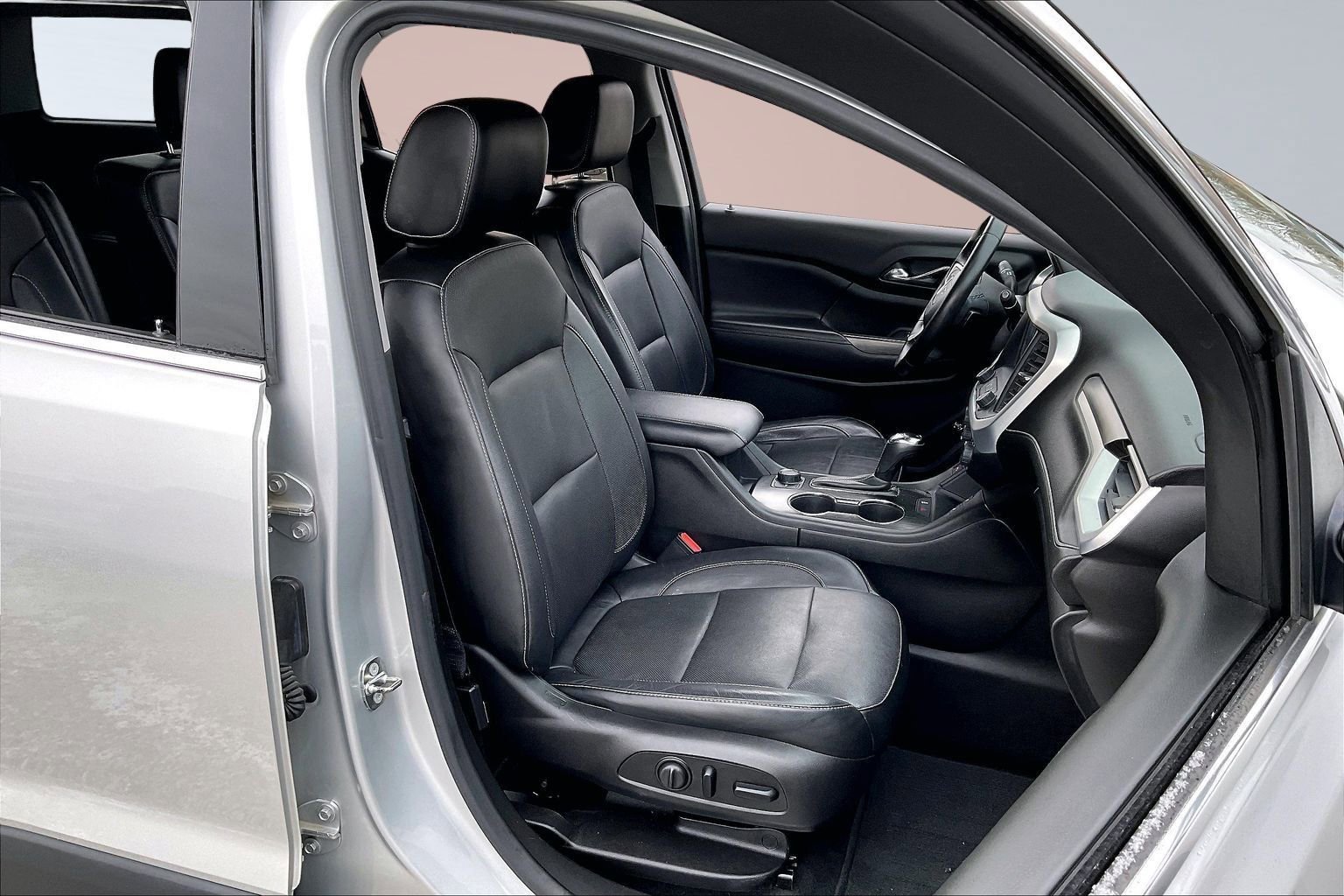 Used 2017 GMC Acadia SLT image 7