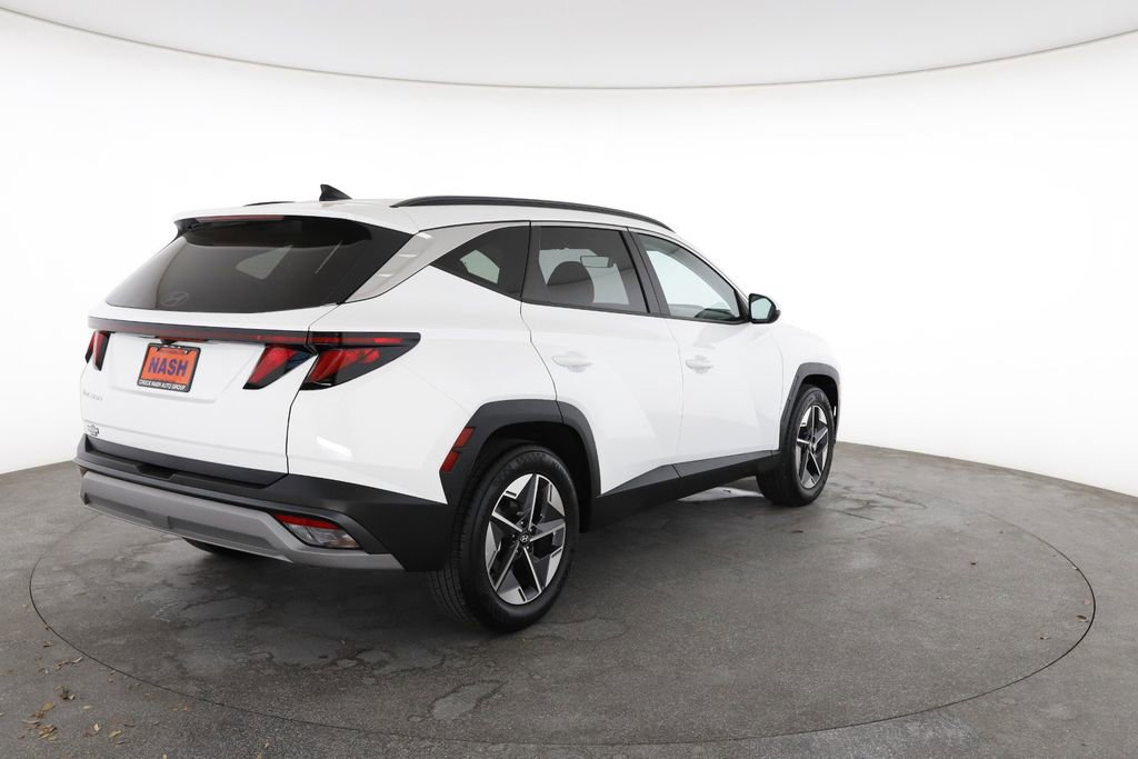 Used 2025 Hyundai Tucson SEL FWD image 12