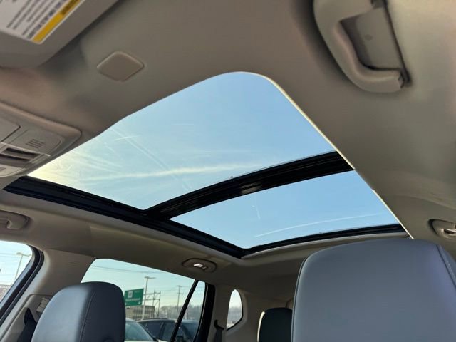 Used 2019 Buick Envision Premium w/ Driver Confidence Package image 14