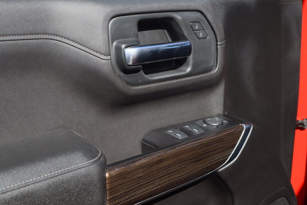 Used 2019 Chevrolet Silverado 1500 LT Trail Boss AWD/4WD image 19
