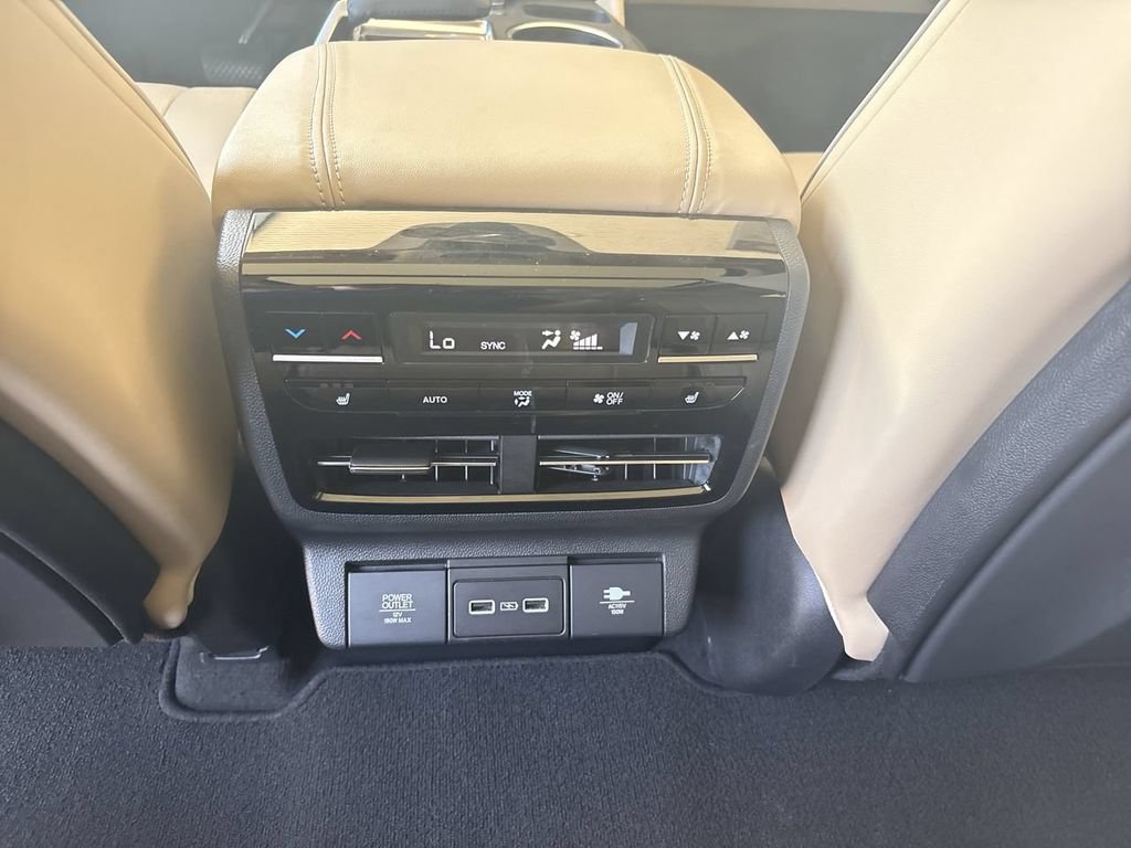 Used 2022 Acura MDX w/ Advance Package AWD/4WD image 22