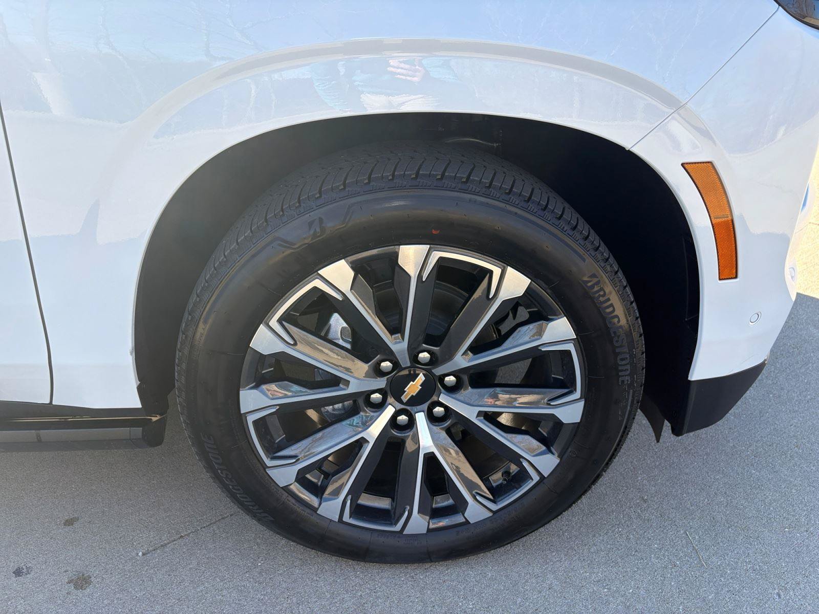 New 2026 Chevrolet Tahoe High Country AWD/4WD image 19