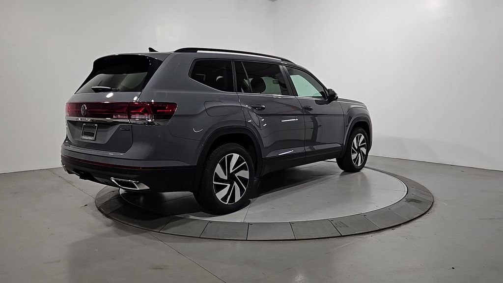 New 2026 Volkswagen Atlas SE image 5