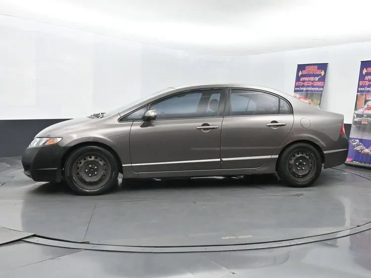 Used 2010 Honda Civic LX image 5