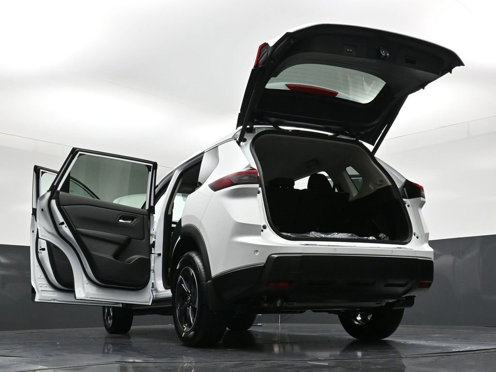 New 2026 Nissan Rogue SV image 38