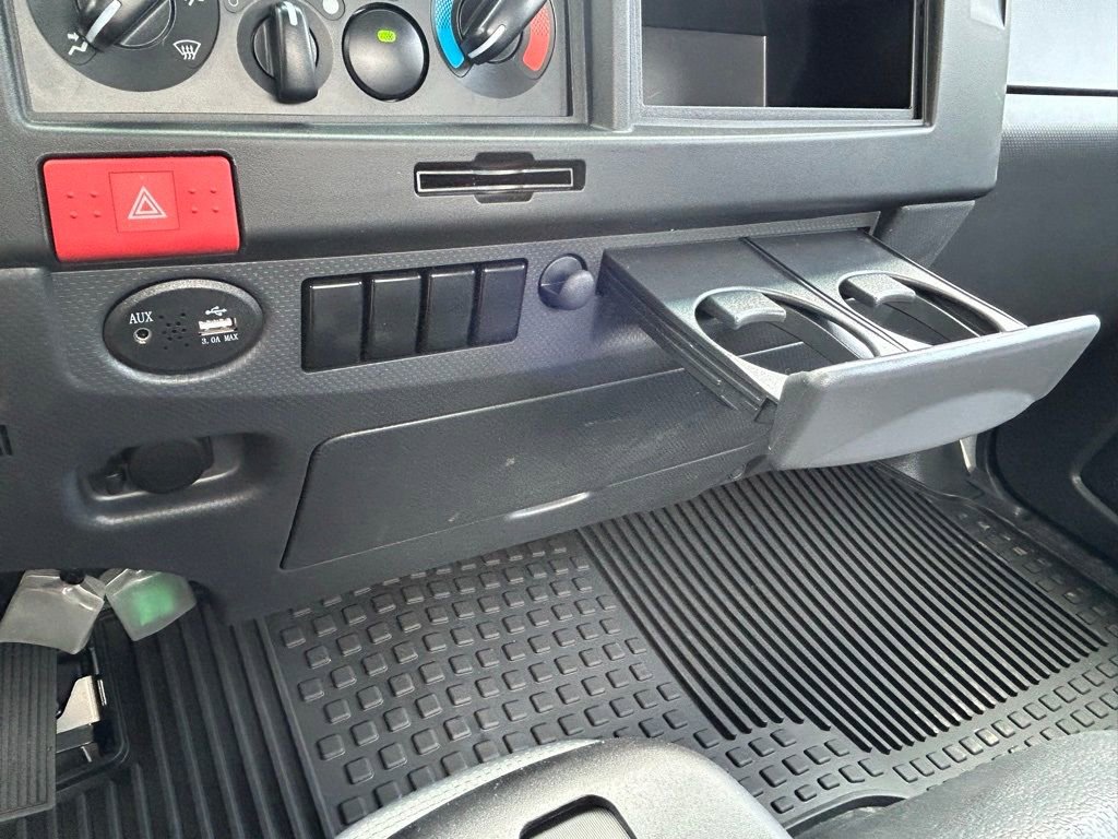 New 2024 Chevrolet Low Cab Forward image 35