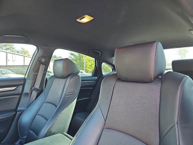 Used 2018 Honda Accord Sport image 11