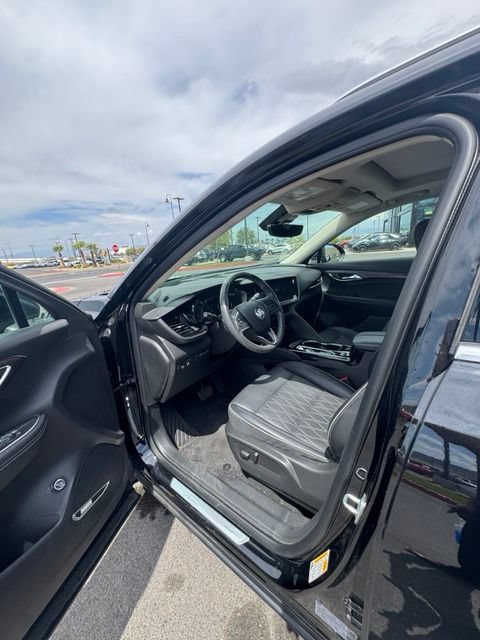 Used 2023 Buick Envision Avenir AWD/4WD image 10