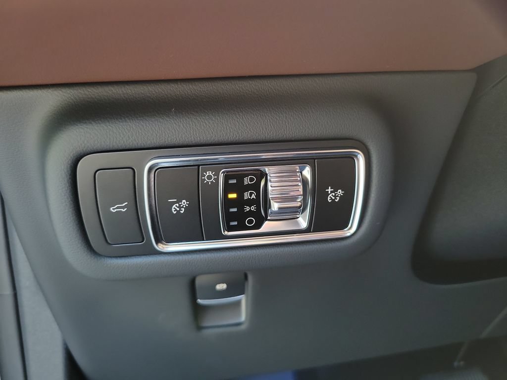 New 2026 Lincoln Nautilus Reserve AWD/4WD image 50