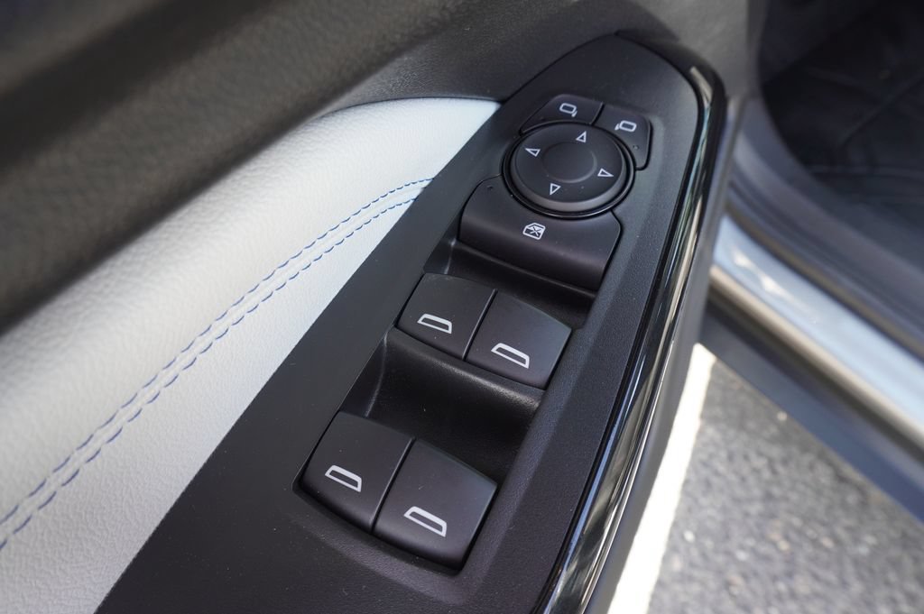 Used 2024 Chevrolet Trax LT w/ Driver Confidence Package FWD image 19