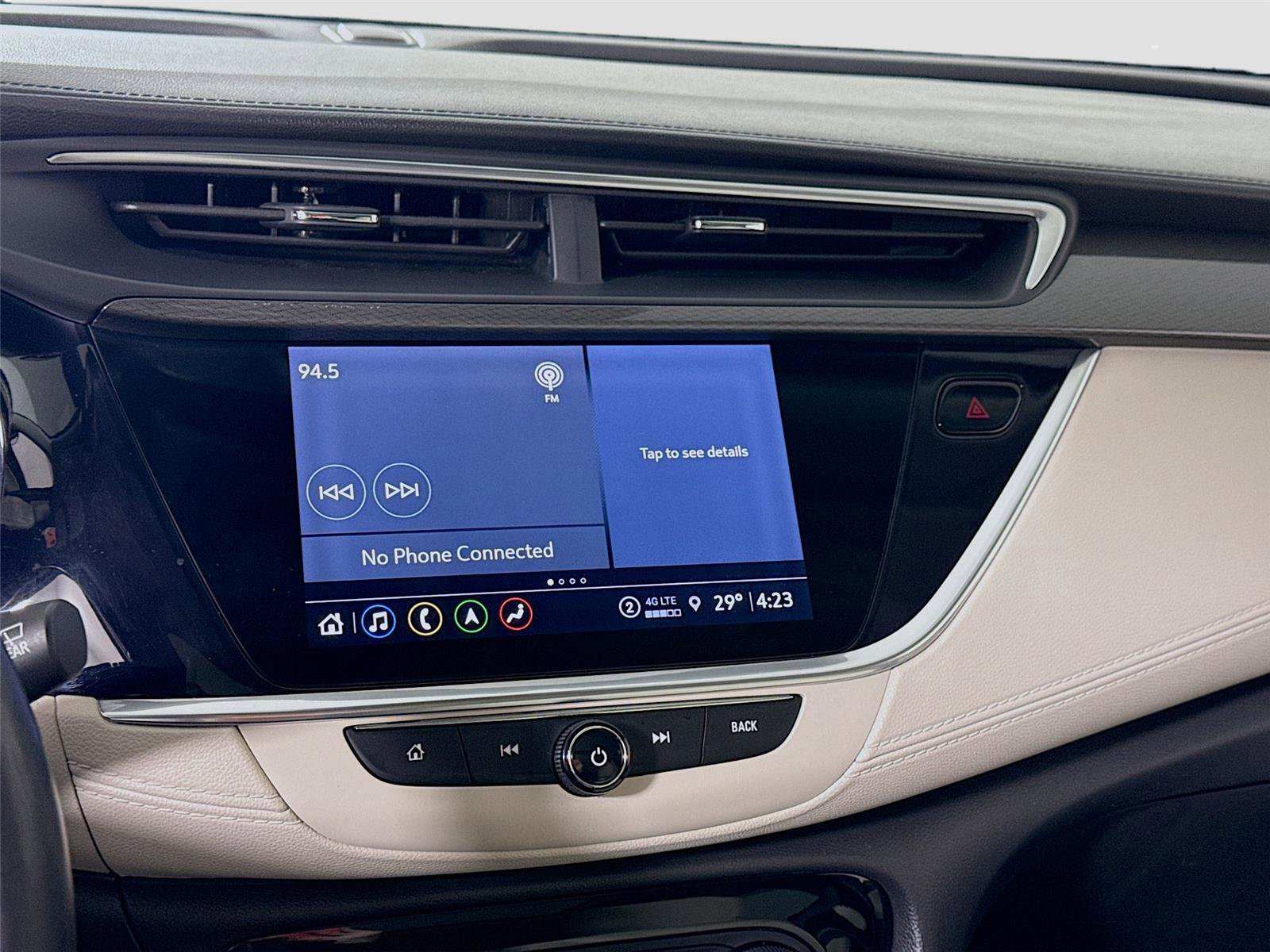 Used 2021 Buick Encore GX Essence w/ Advanced Technology Package image 9