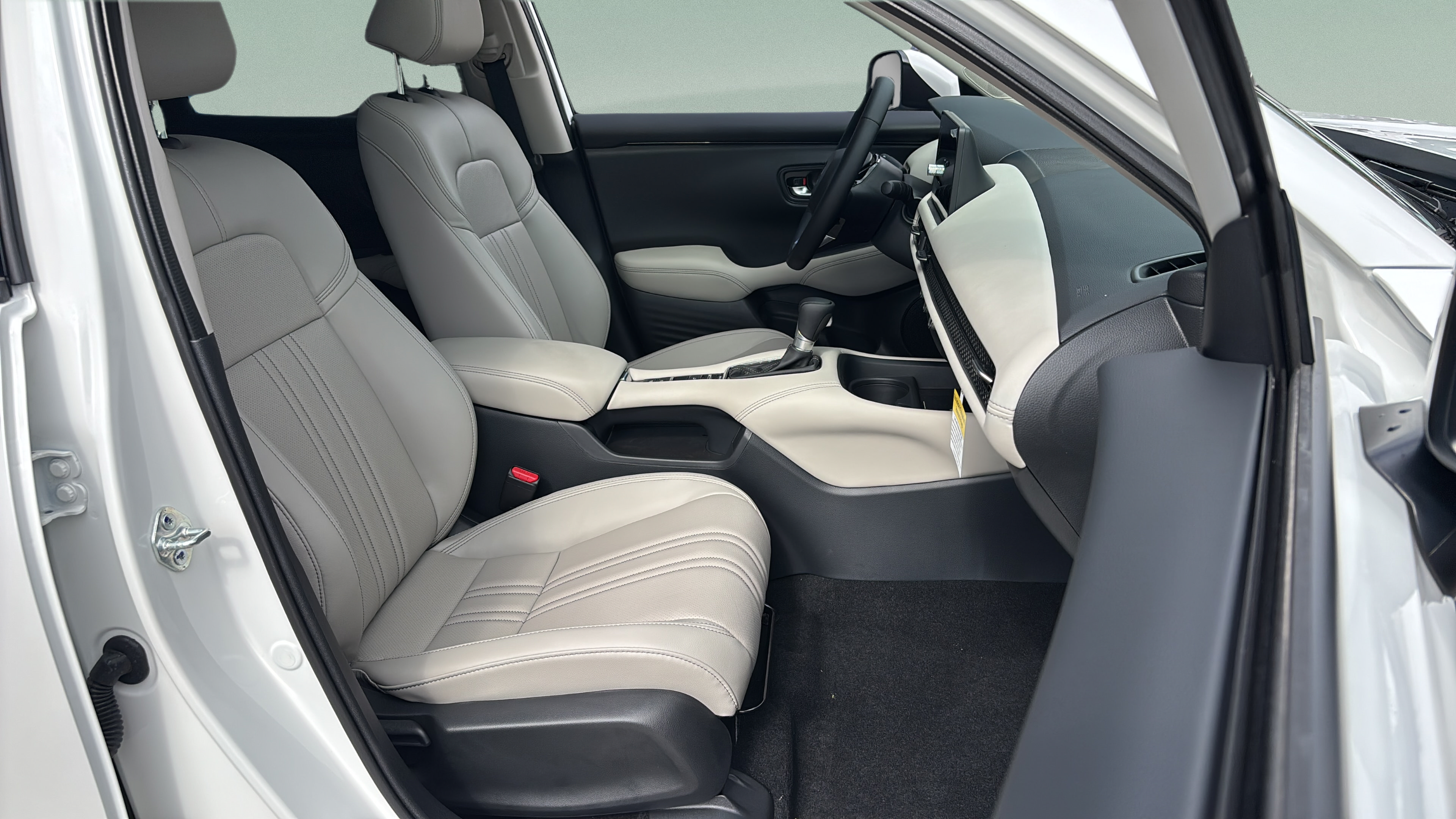 New 2027 Honda HR-V EX-L image 16