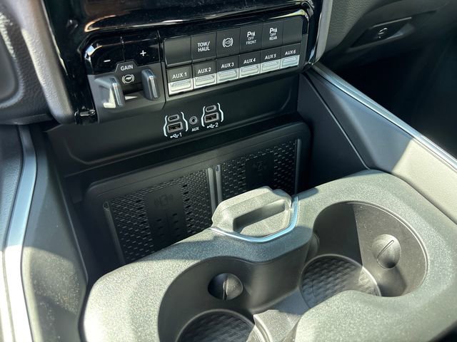 New 2026 RAM 2500 Big Horn AWD/4WD image 24