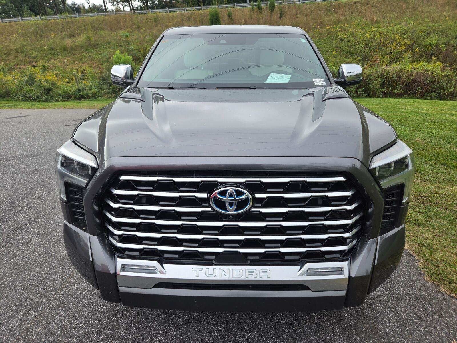 Used 2023 Toyota Tundra Capstone AWD/4WD image 2