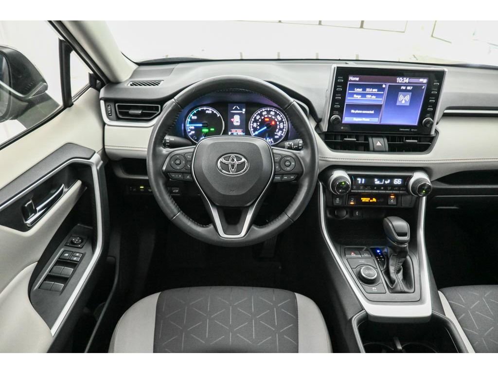 Used 2022 Toyota RAV4 XLE w/ Convenience Package image 27