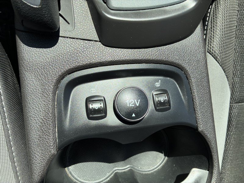 Used 2013 Ford Focus SE w/ SE Winter Pkg FWD image 11