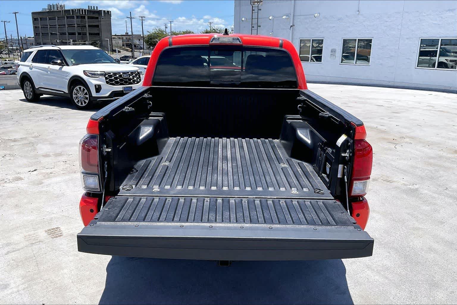 Used 2023 Toyota Tacoma TRD Pro AWD/4WD image 18