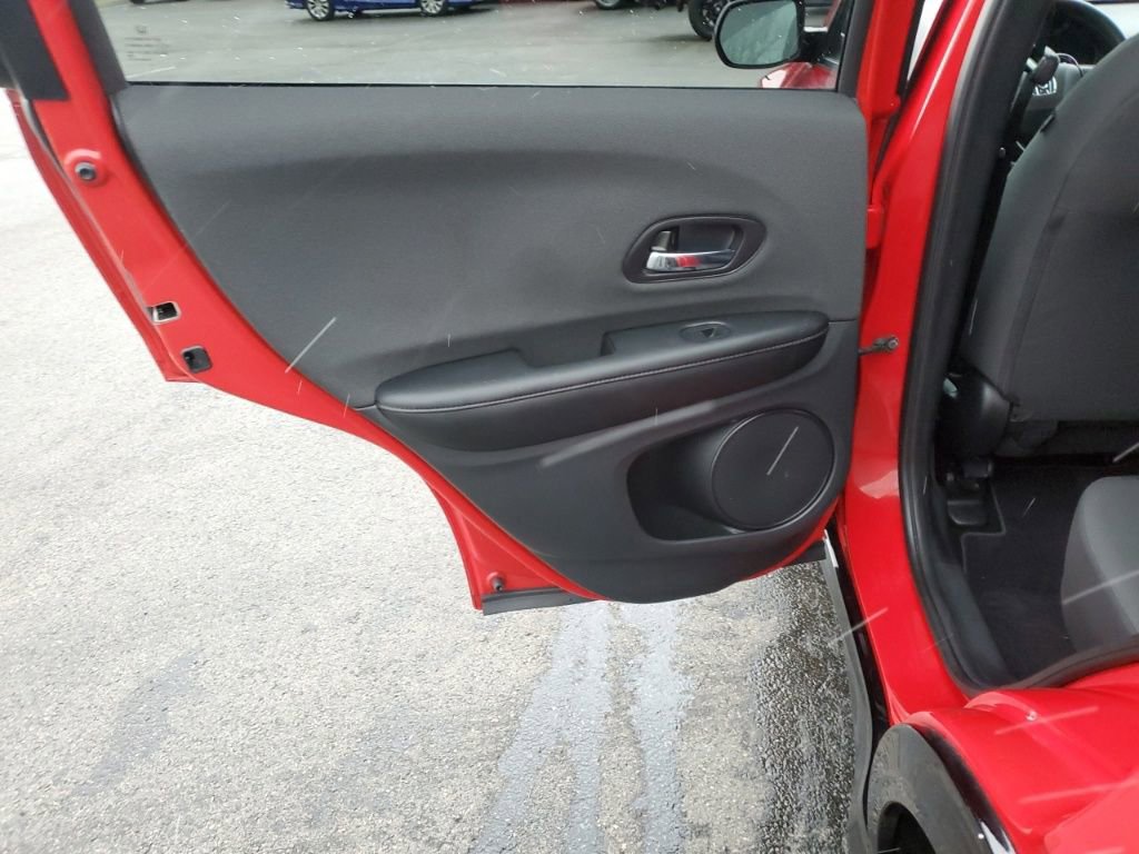 Used 2022 Honda HR-V Sport image 25
