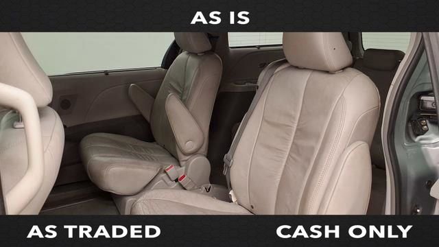 Used 2011 Toyota Sienna XLE w/ XLE Navigation Pkg image 14