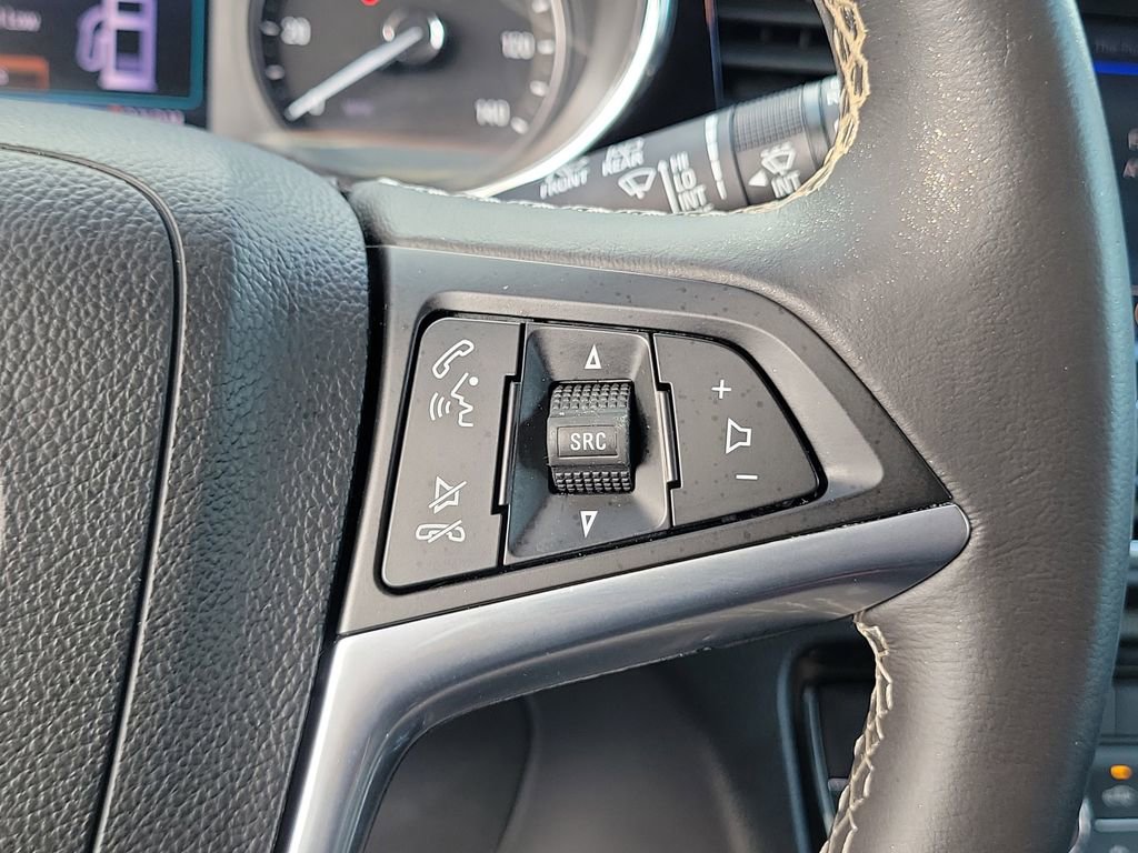 Used 2022 Buick Encore Preferred w/ Safety Package FWD image 24