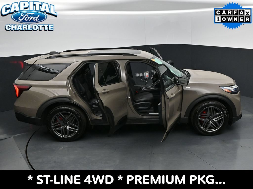 Used 2026 Ford Explorer ST-Line w/ ST-Line Street Pack AWD/4WD image 34