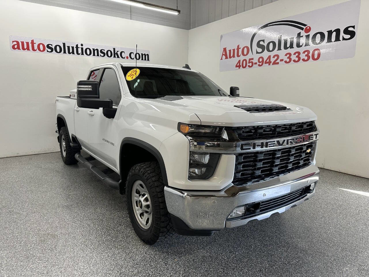 Used 2020 Chevrolet Silverado 2500 LT w/ Convenience Package image 1