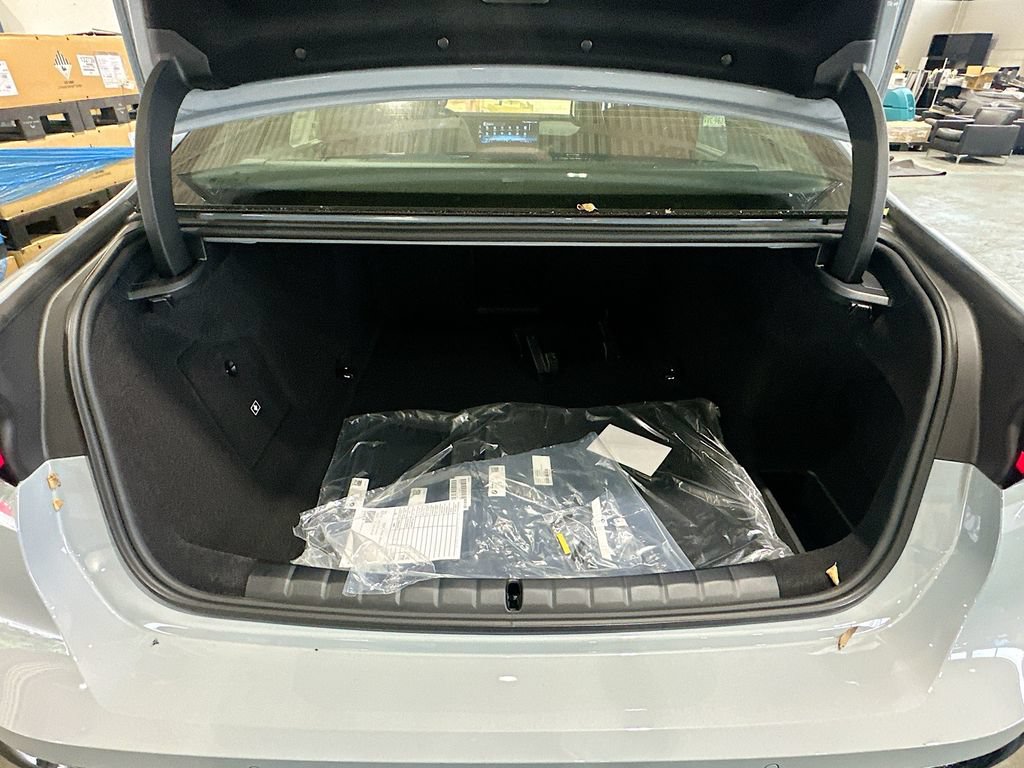 New 2026 BMW i7 eDrive50 w/ M Sport Package RWD image 28