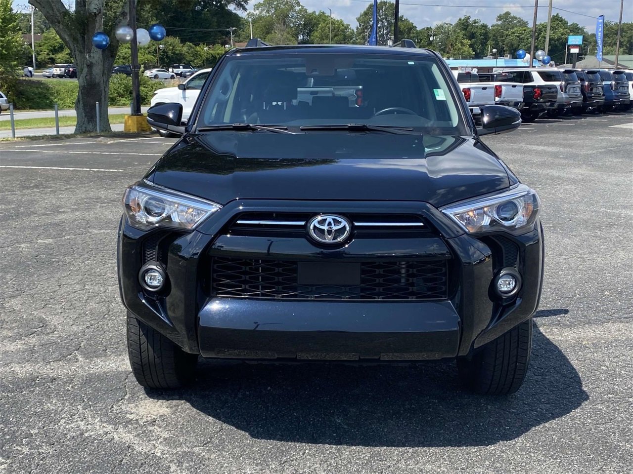 Used 2023 Toyota 4Runner SR5 Premium image 2