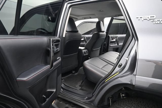 Used 2022 Toyota 4Runner TRD Off-Road Premium w/ Moonroof Package AWD/4WD image 23