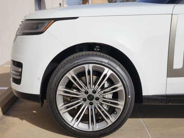 New 2026 Land Rover Range Rover Long Wheelbase SE image 6