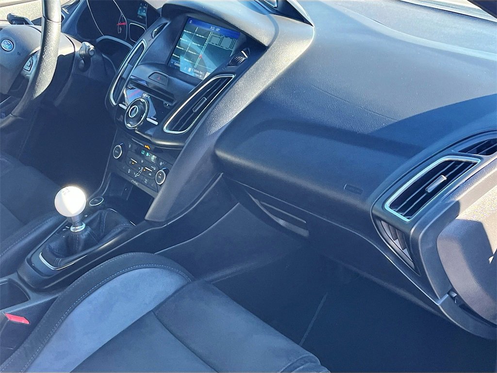 Used 2017 Ford Focus RS image 30