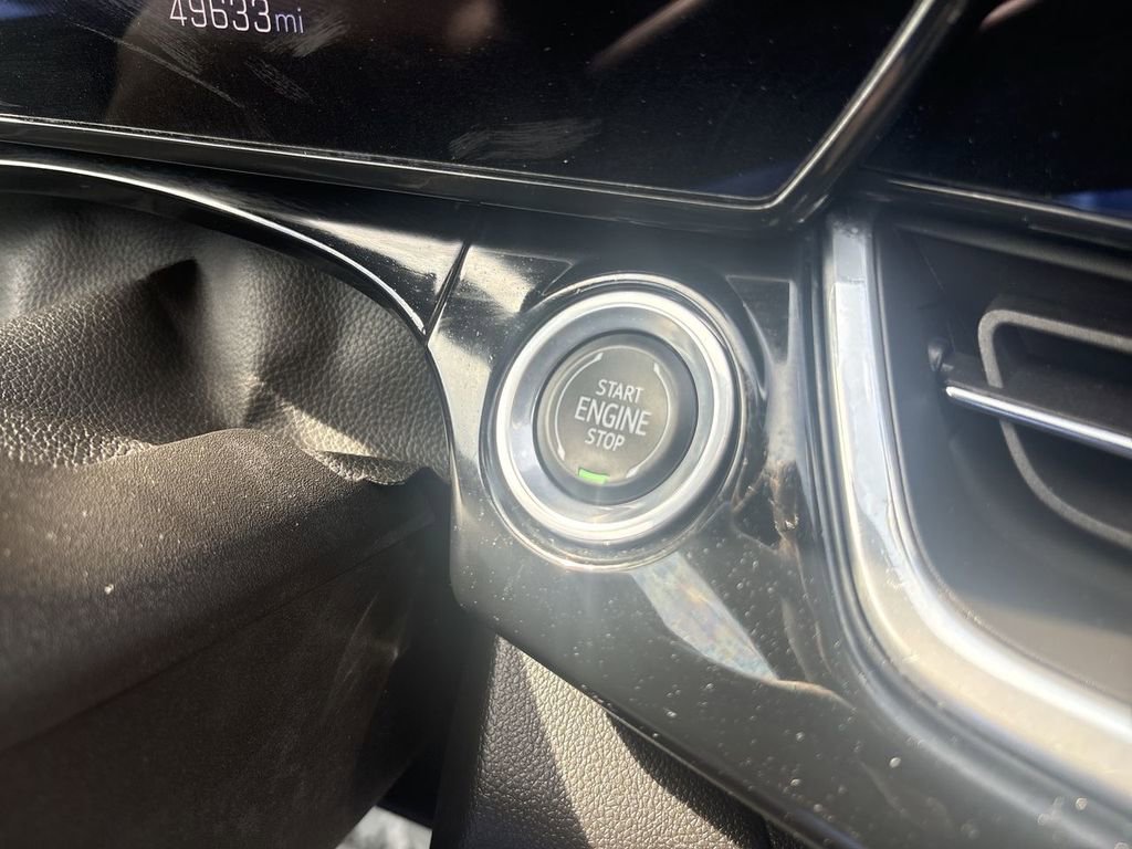 Certified 2024 Chevrolet Trax RS image 15