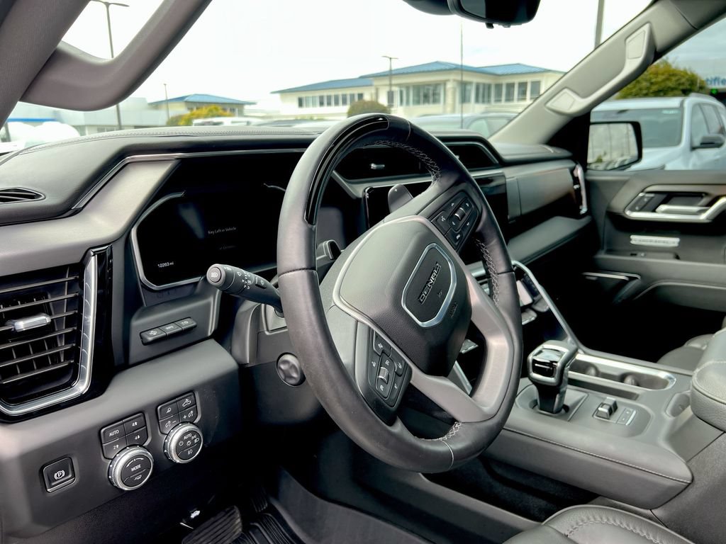 Used 2026 GMC Sierra 1500 Denali AWD/4WD image 10