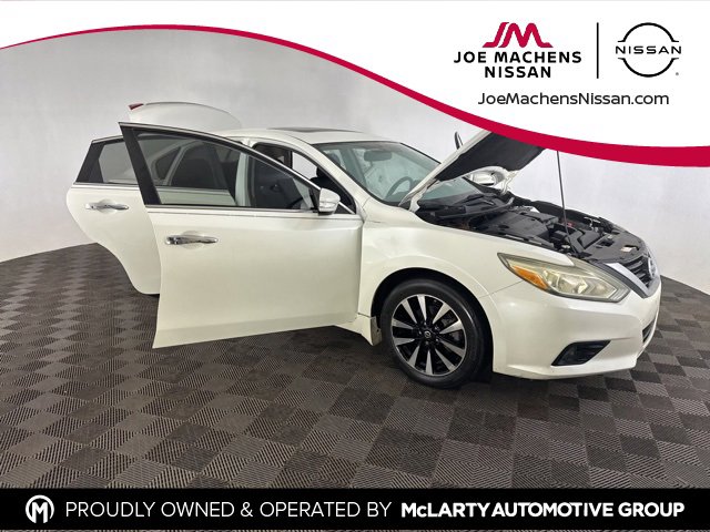 Used 2018 Nissan Altima 2.5 SV w/ 2.5 SV Technology Package image 13
