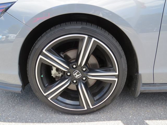 Used 2024 Honda Accord Sport image 8
