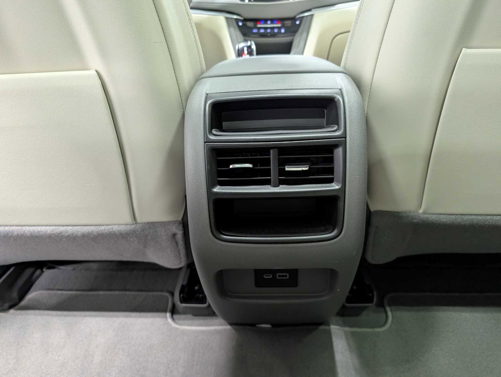 Certified 2023 Cadillac XT5 Premium Luxury AWD/4WD image 22