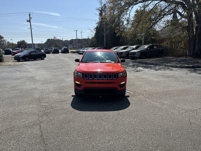 Used 2019 Jeep Compass Sport image 2