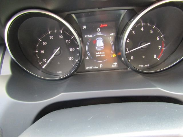 Used 2018 Land Rover Range Rover Evoque SE image 16