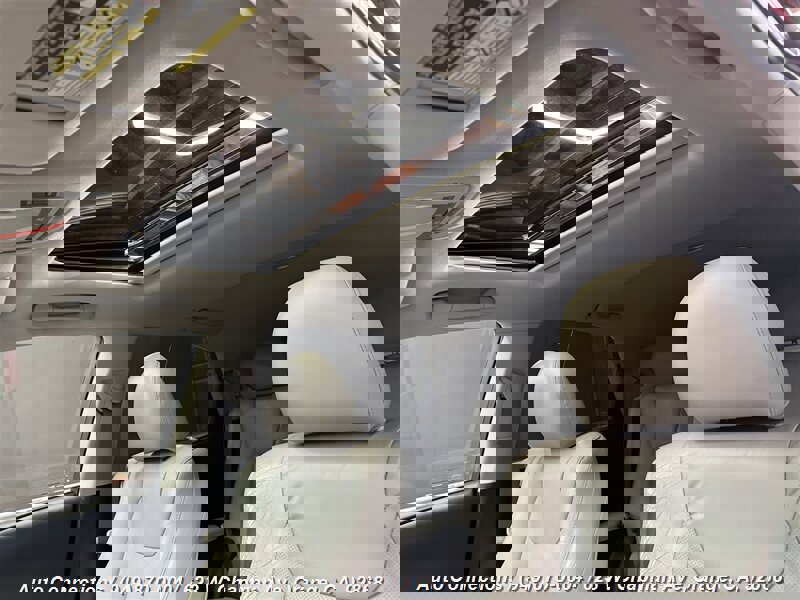 Used 2011 Lexus RX 450h 2WD image 21