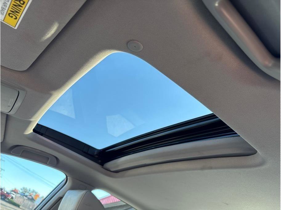 Used 2019 Honda Accord EX-L image 24